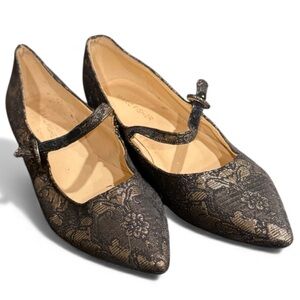 Marc Fisher Black and Gold metallic Floral Flats size 6